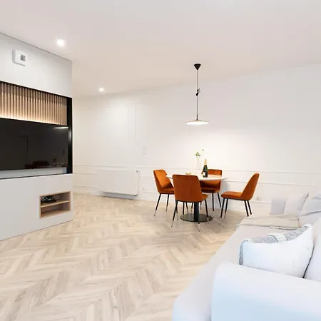 Lägenhet - 50 M2 Luksusu Nad Jeziorem, Parking, Winda, Widok, Netflix *