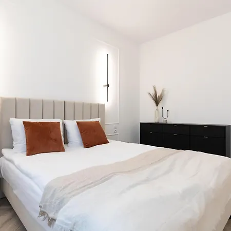 - 50 M2 Luksusu Nad Jeziorem, Parking, Winda, Widok, Netflix