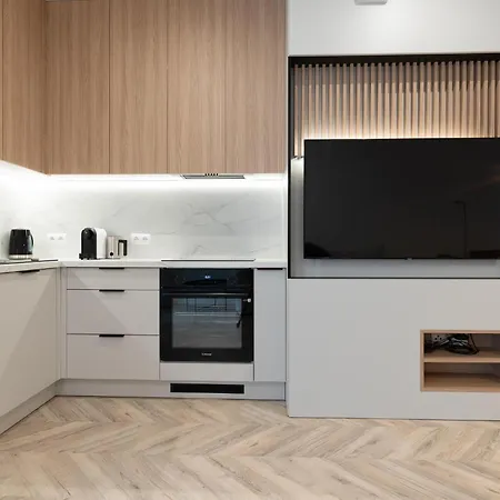 Apartment - 50 M2 Luksusu Nad Jeziorem, Parking, Winda, Widok, Netflix Iława